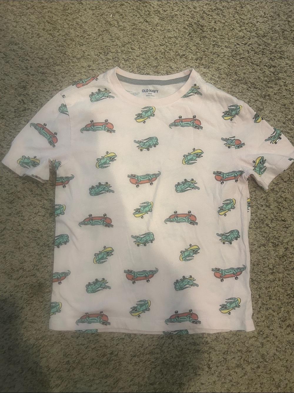Boys size 8 light pink alligator skateboard tee Old Navy